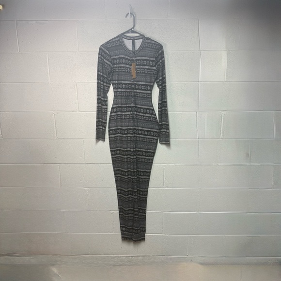 SKIMS One Piece Sleepwear Logo Onesie Black White NWT - Picture 2 of 8